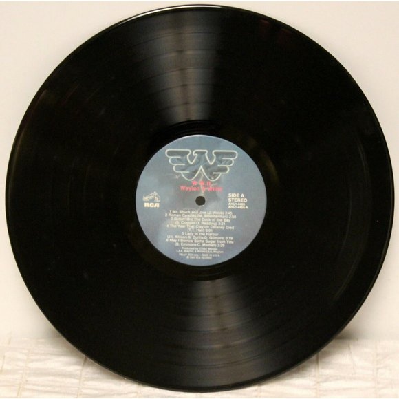 3 VTG Country Albums Vinyls LP Gene Autry Waylon and Willie Nelson WWII Marlboro - Picture 5 of 12